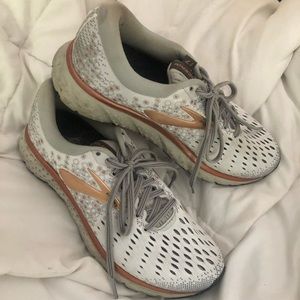 COPY - Brooks Glycerin 17 - Cooper and White Sz 7